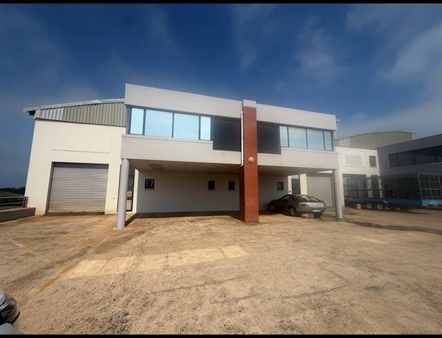 313M² FACTORY TO LET IN BALLITO CENTRAL